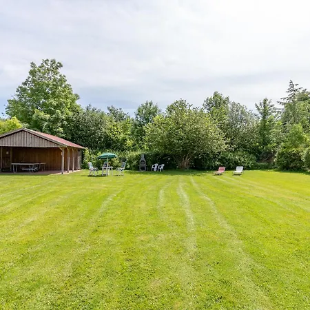 Haus Wenden 5 *